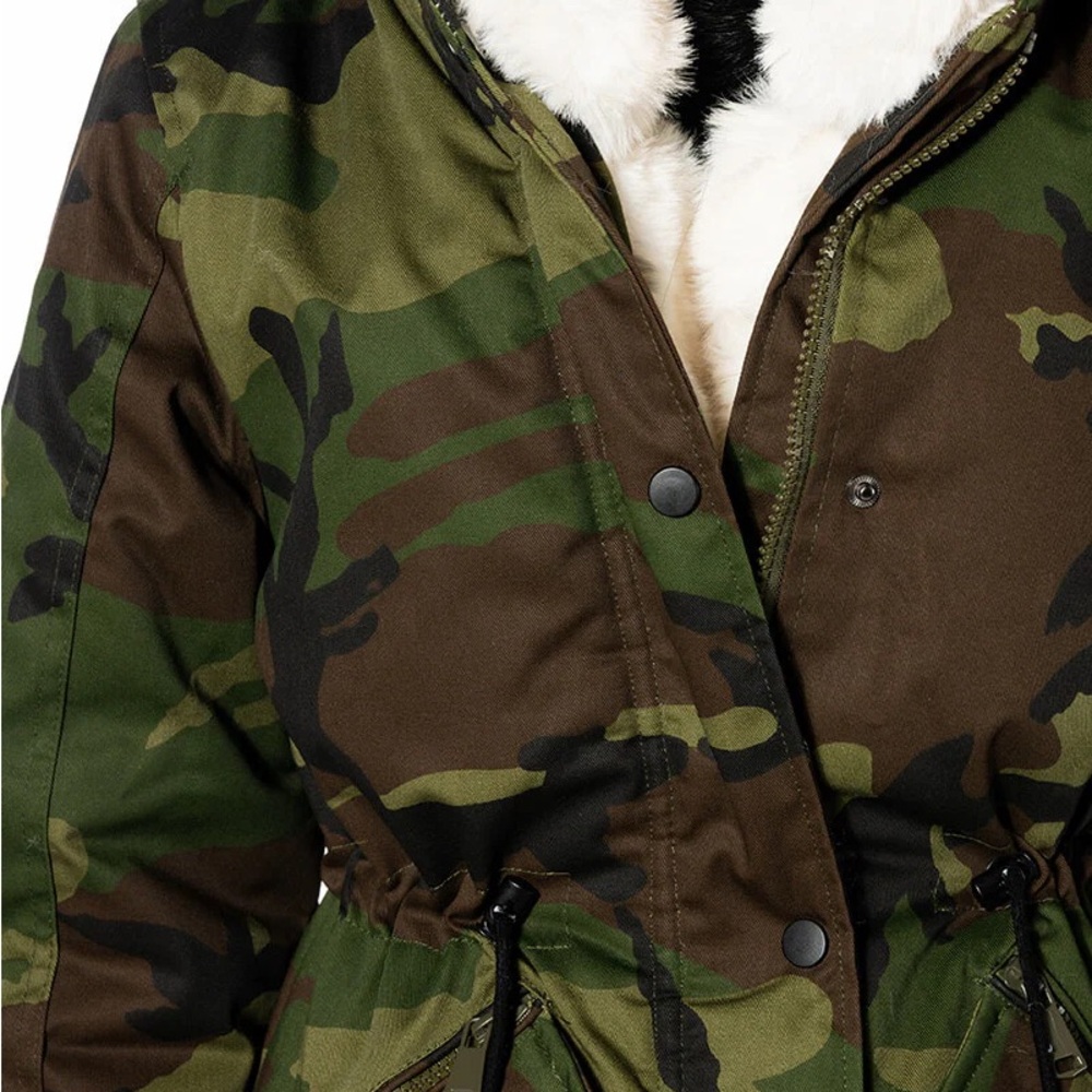 Azalea Wang Camouflage Parka with Faux Fur Trim - Picture 8 of 8